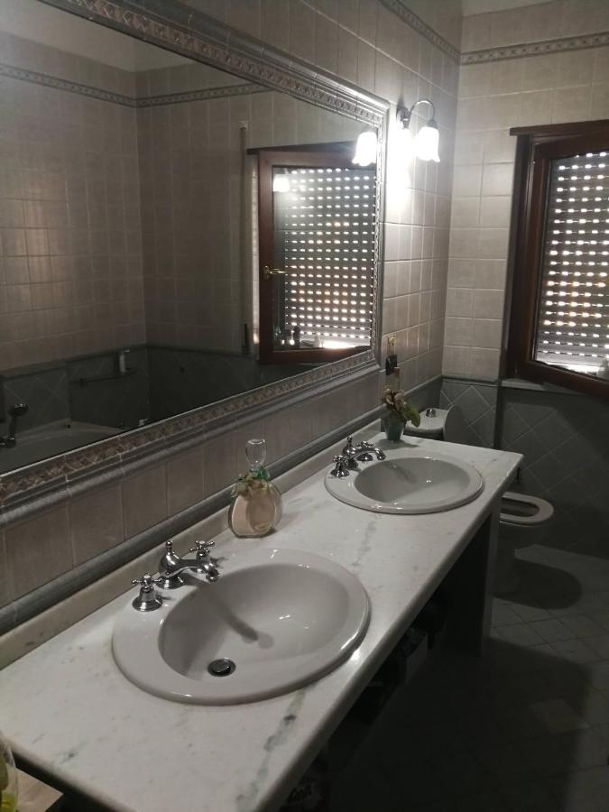 Apartament La Casa Di Piero Cosenza Zewnętrze zdjęcie